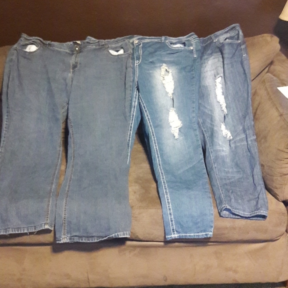 Bundle of size 22 pants